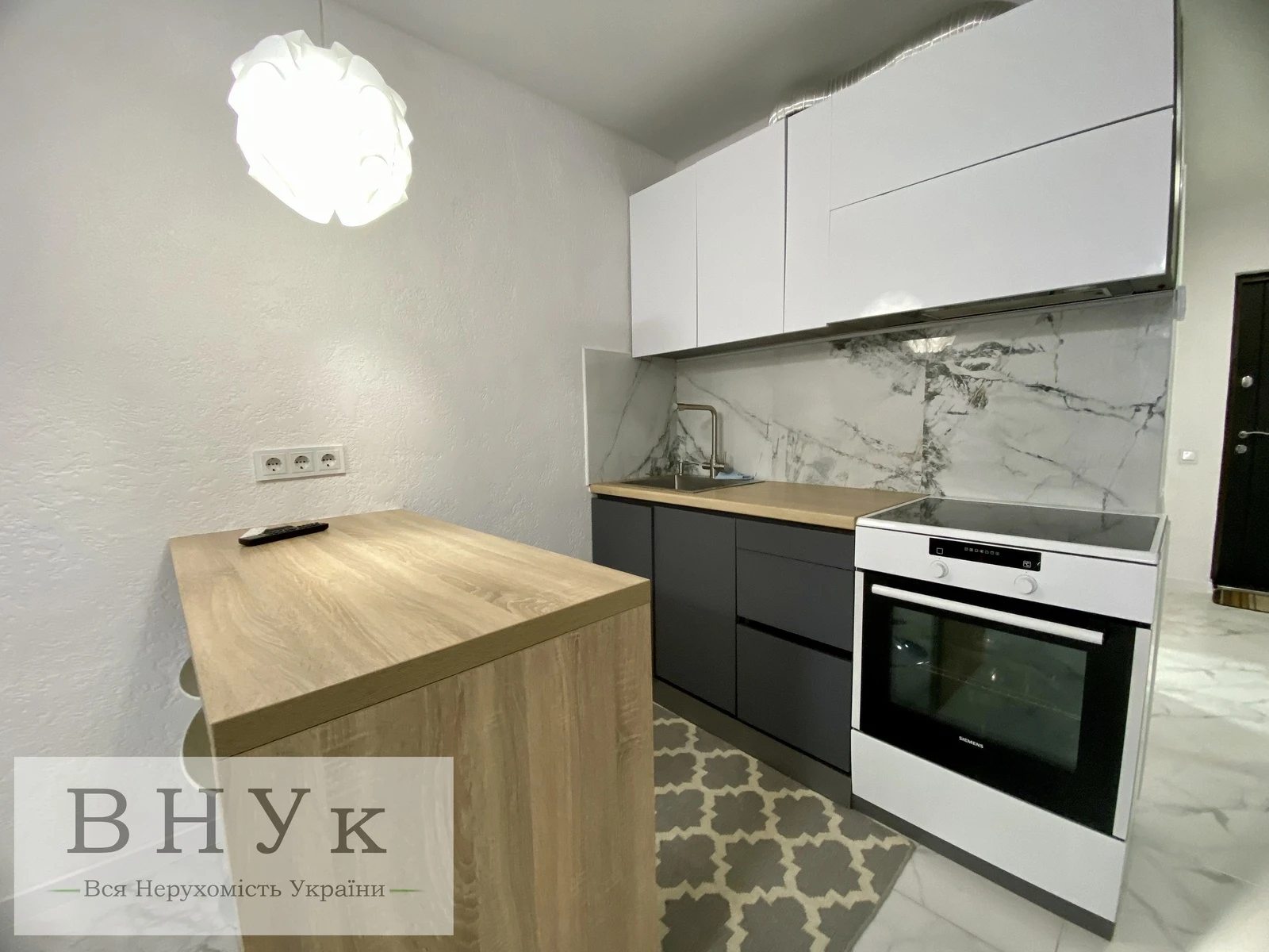 Продаж квартири 1 кімната, 32 m², 2 пов./11 поверхів. Київська вул., Тернопіль. 