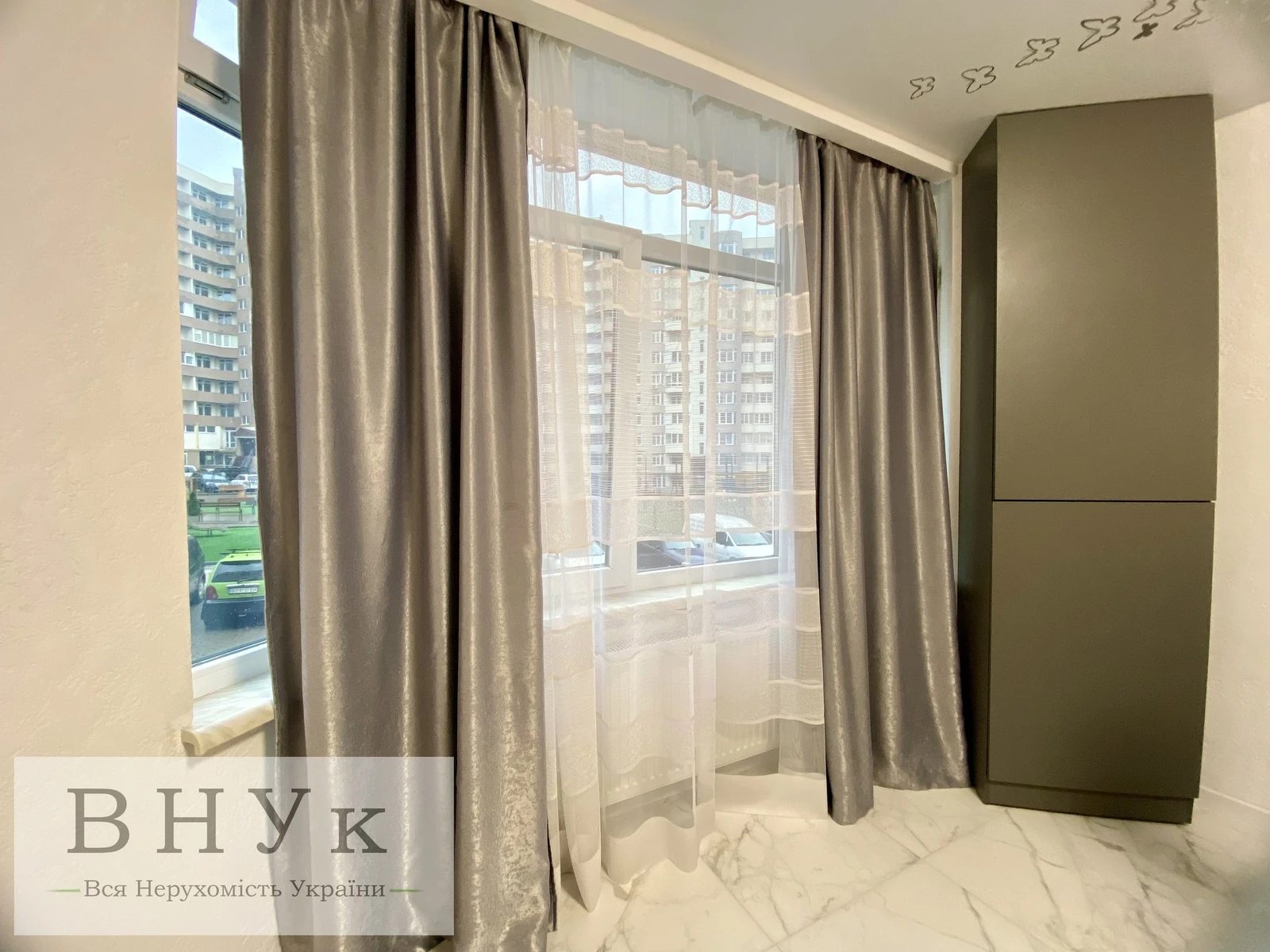 Apartments for sale. 1 room, 32 m², 2nd floor/11 floors. Kyyivska vul., Ternopil. 