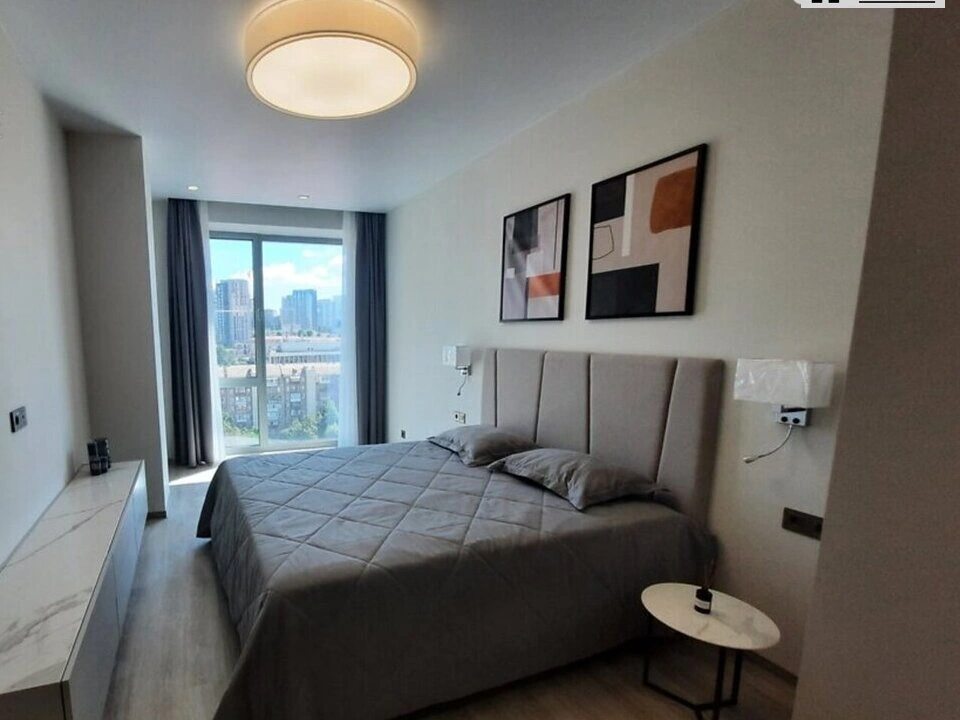 Apartment for rent. 1 room, 71 m², 9th floor/20 floors. Kazymyra Malevycha vul., Kyiv. 