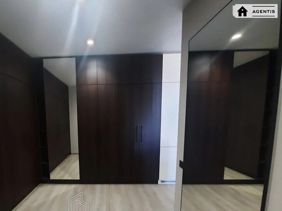 Сдам квартиру. 2 rooms, 103 m², 9th floor/20 floors. Казимира Малевича вул., Киев. 