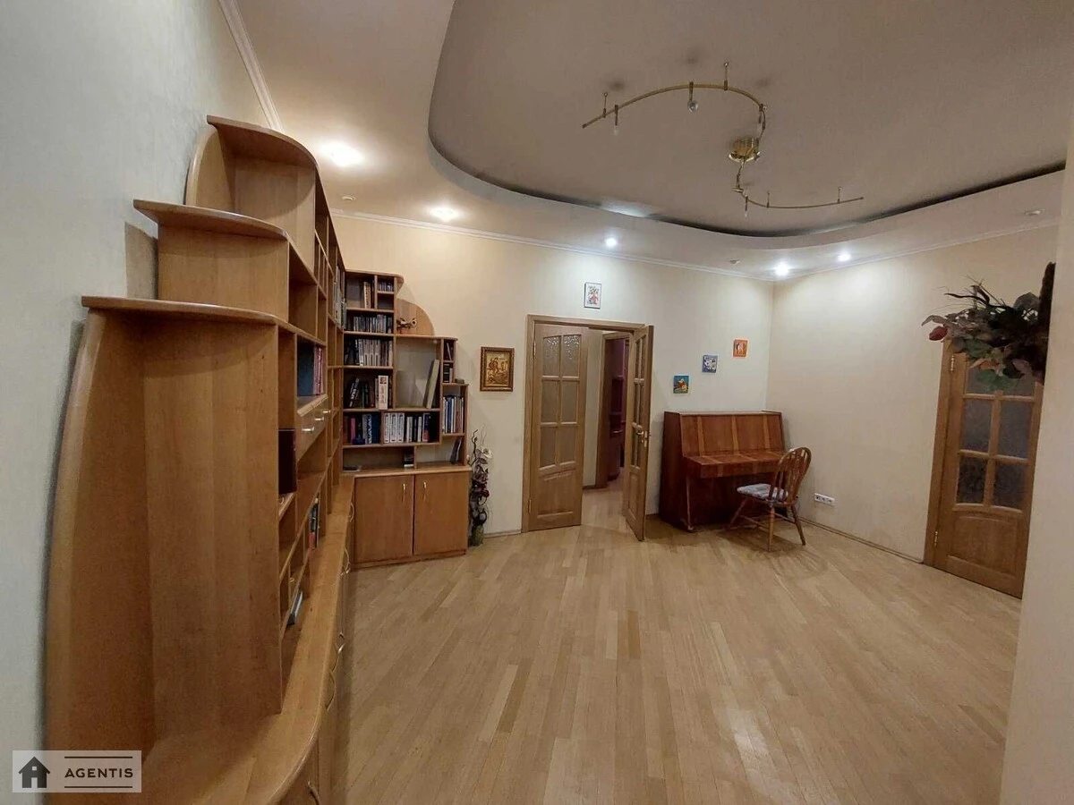 Здам квартиру. 3 rooms, 130 m², 12 floor/18 floors. 14, Срібнокільська 14, Київ. 