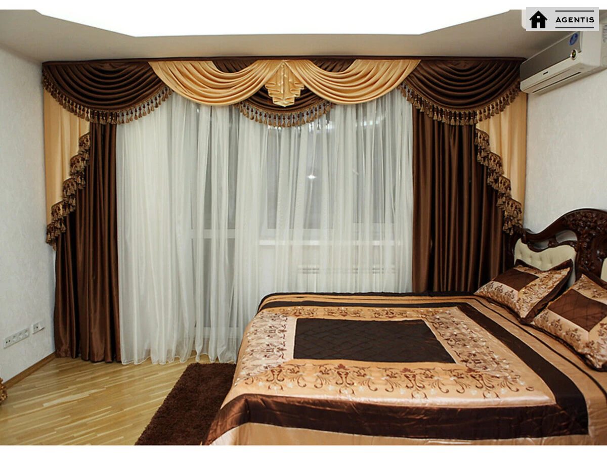 Apartment for rent. 3 rooms, 120 m², 4th floor/18 floors. 3, Mokra vul. Kudryashova, Kyiv. 