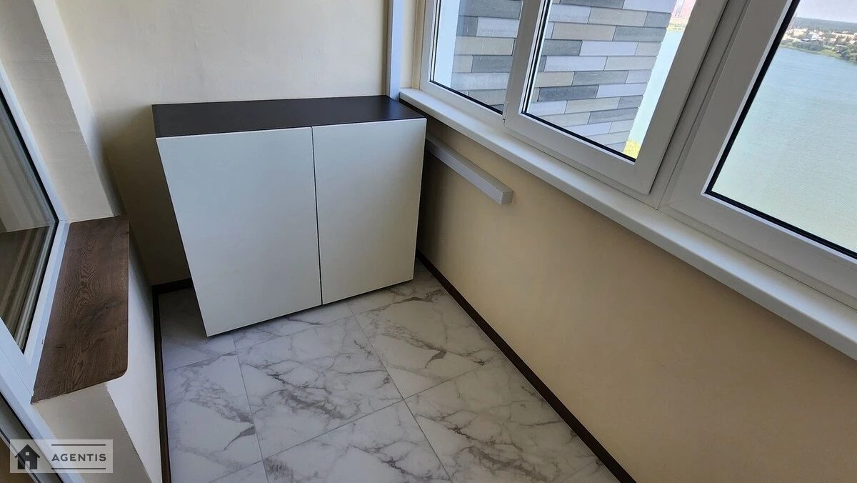 Сдам квартиру. 1 room, 49 m², 20 floor/25 floors. Ревуцкого, Киев. 