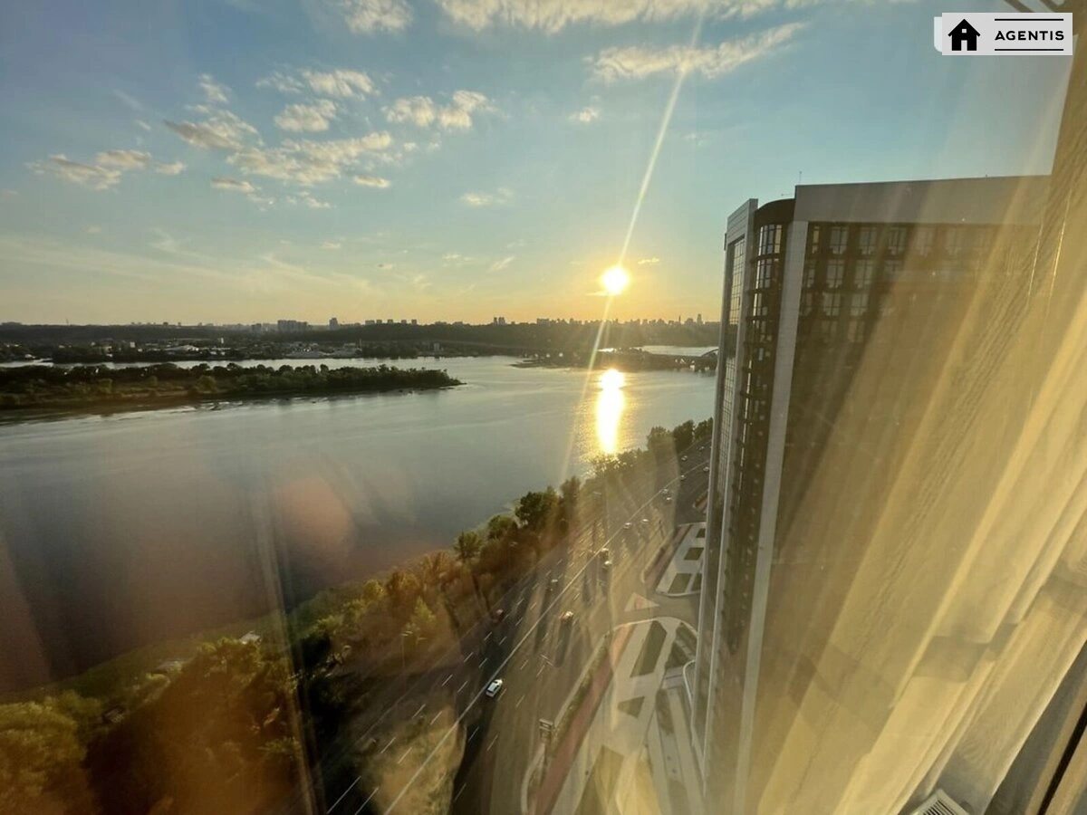 Apartment for rent. 2 rooms, 52 m², 23 floor/26 floors. 15, Dniprovska embankment 15, Kyiv. 