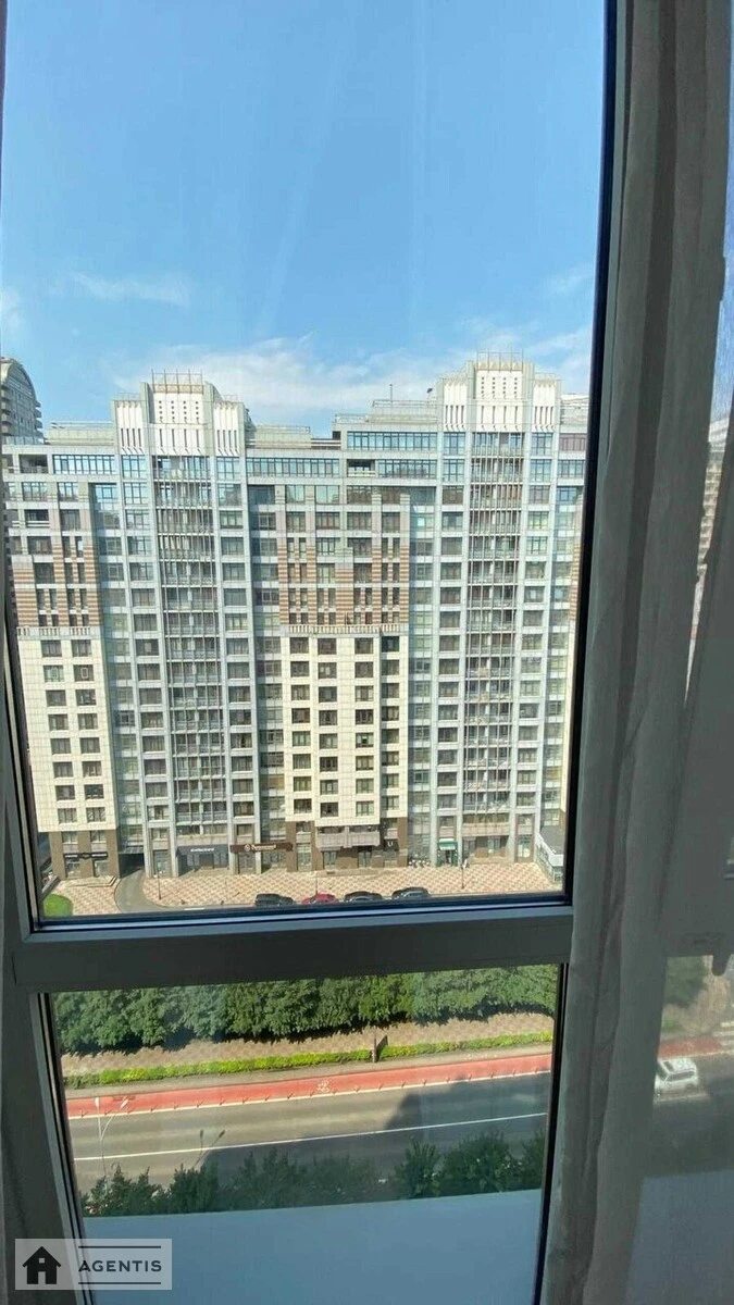 Сдам квартиру. 3 rooms, 106 m², 13 floor/18 floors. 3, Андрія Верхогляда вул. (Михайла Драгомірова), Киев. 