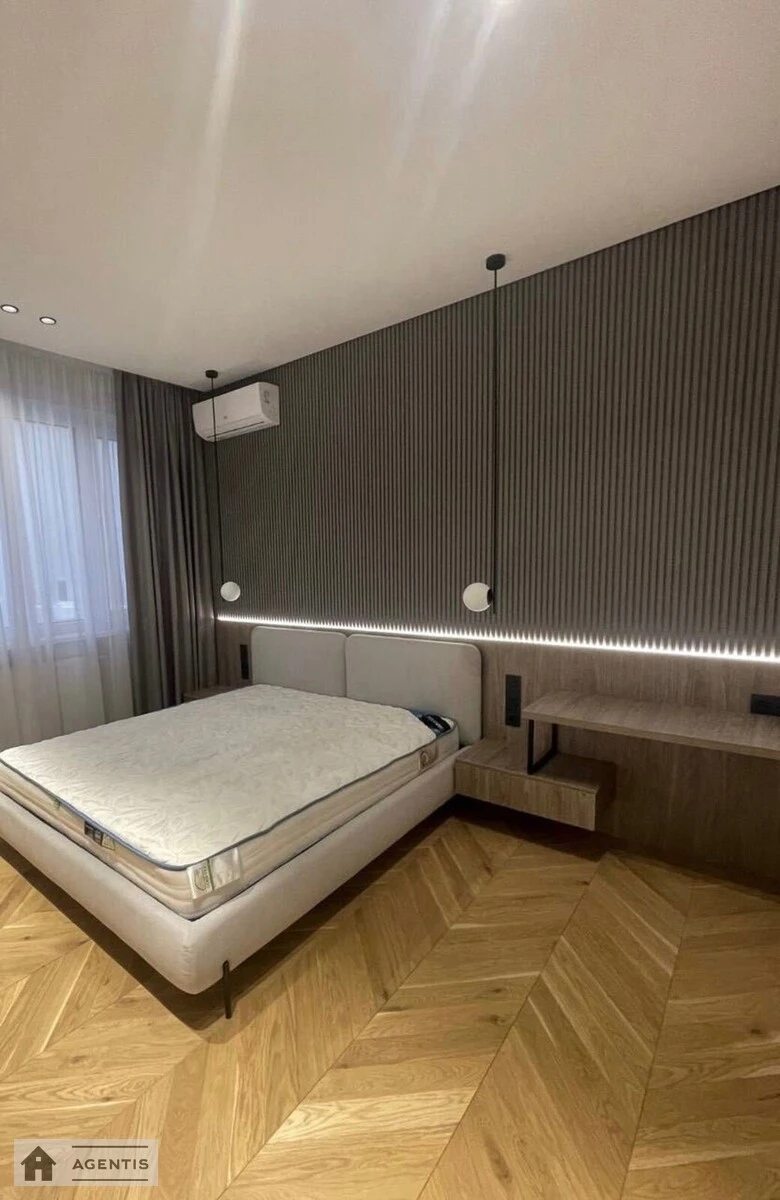 Apartment for rent. 2 rooms, 65 m², 8th floor/16 floors. 28, Vasylya Tyutyunnyka vul. Anri Barbyusa, Kyiv. 