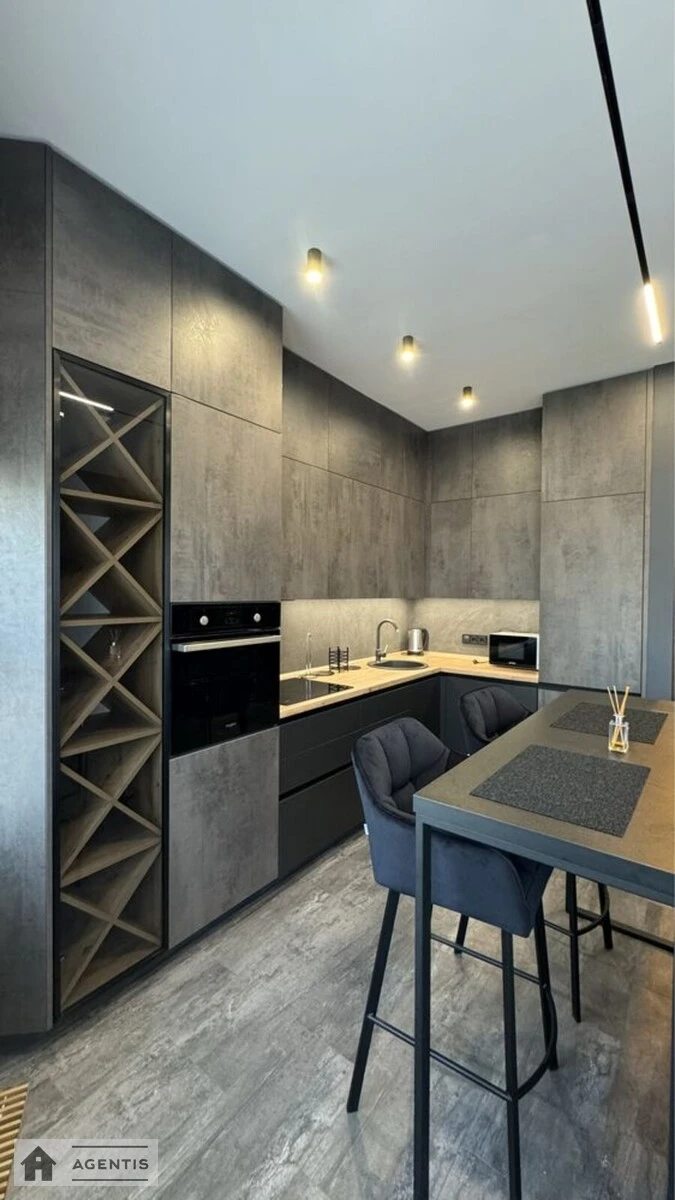 Apartment for rent. 1 room, 42 m², 6th floor/11 floors. 17, Mykhayla Boychuka vul. Vaso Kikvidze, Kyiv. 