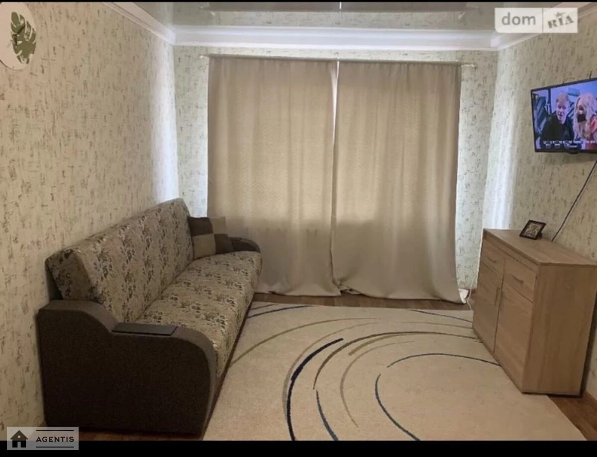 Сдам квартиру. 1 room, 32 m², 5th floor/5 floors. Строителей, Киев. 