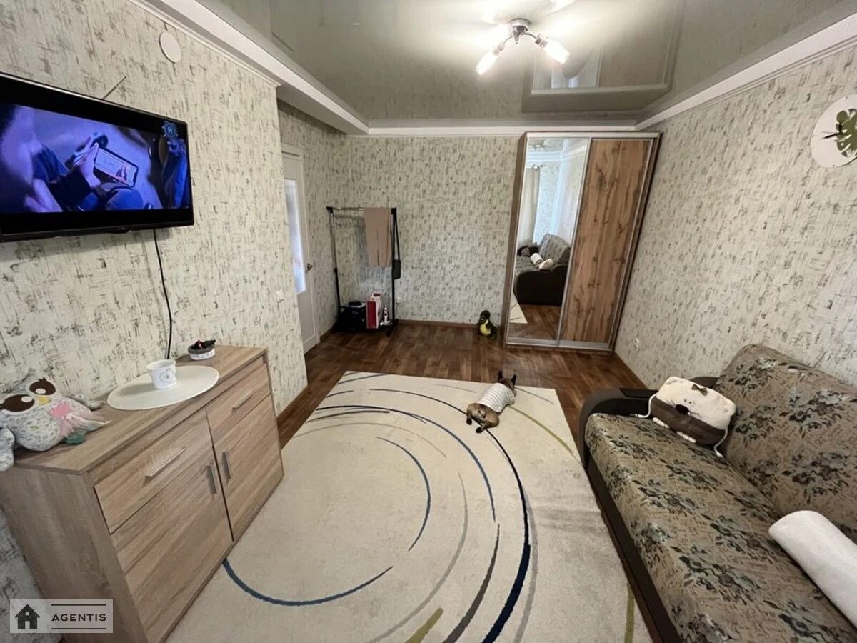 Здам квартиру. 1 room, 32 m², 5th floor/5 floors. Будівельників, Київ. 