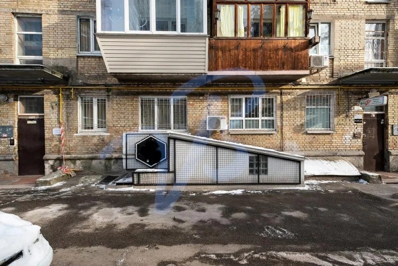 Продам нерухомість під комерцію. 207 m², 1 поверх/5 поверхів. 26, Кіквідзе 26, Київ. 