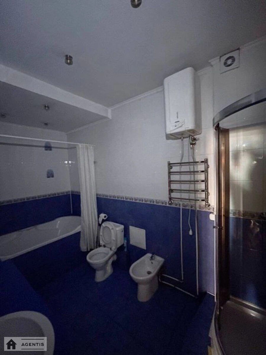 Apartment for rent. 3 rooms, 128 m², 8th floor/18 floors. 13, Dmytrivska 13, Kyiv. 