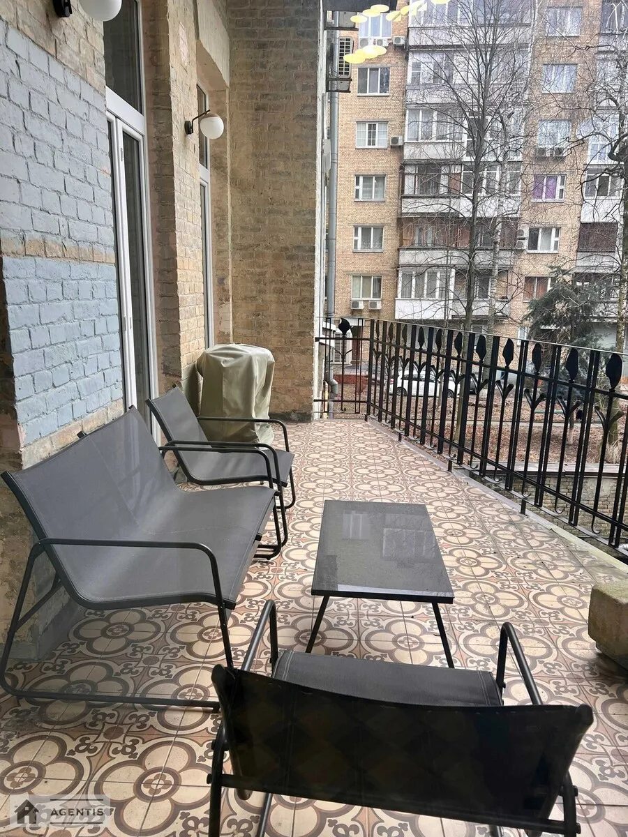 Здам квартиру. 4 rooms, 220 m², 2nd floor/5 floors. 5, Академіка Богомольця вул., Київ. 