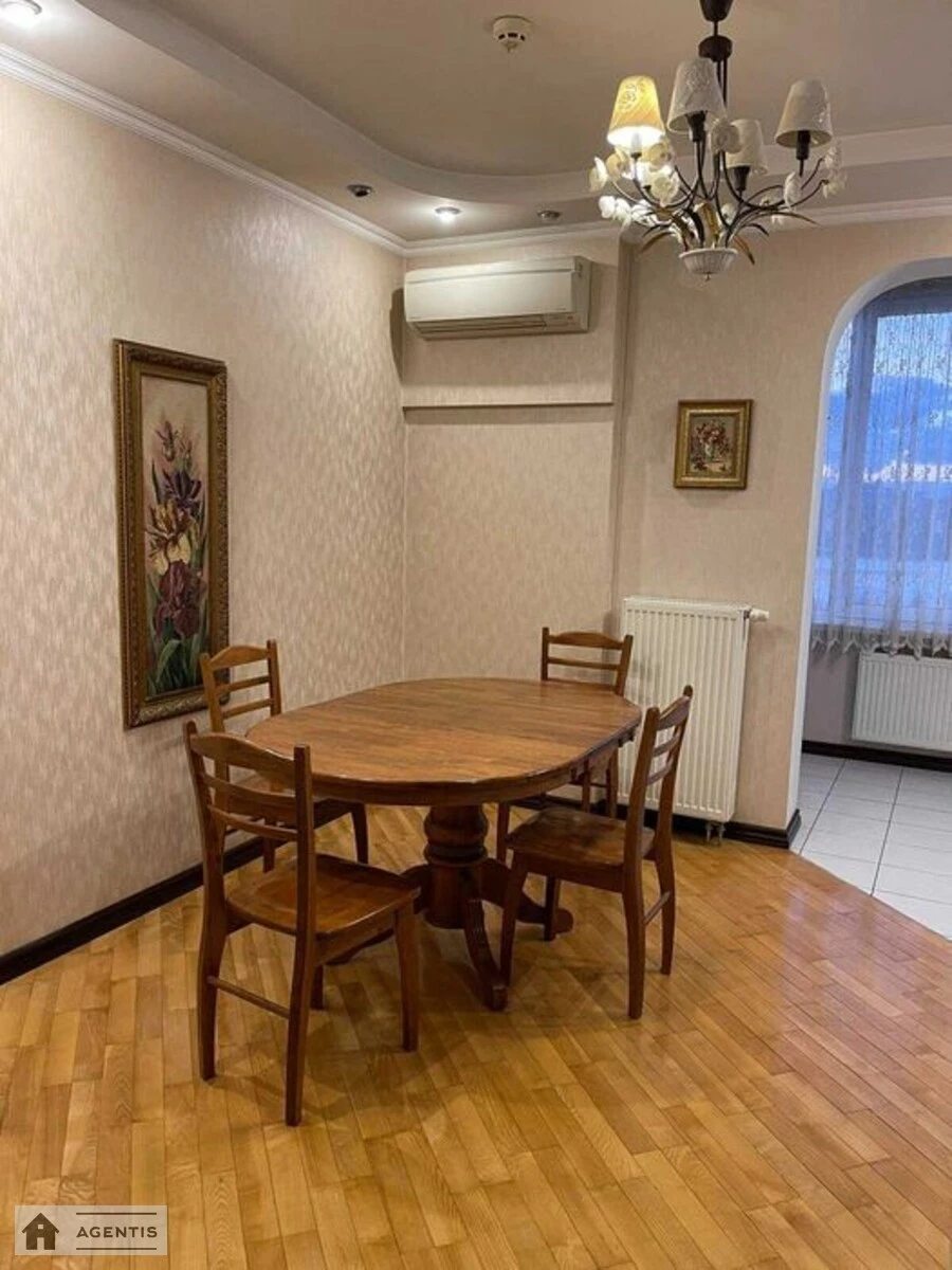 Apartment for rent. 2 rooms, 80 m², 21 floor/30 floors. 1, Dniprovska embankment 1, Kyiv. 