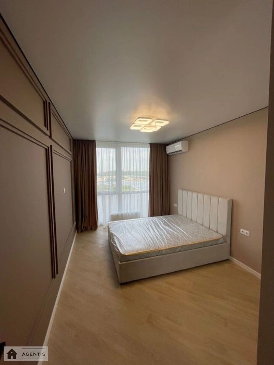 Apartment for rent. 2 rooms, 52 m², 23 floor/25 floors. 15, Dniprovska embankment 15, Kyiv. 