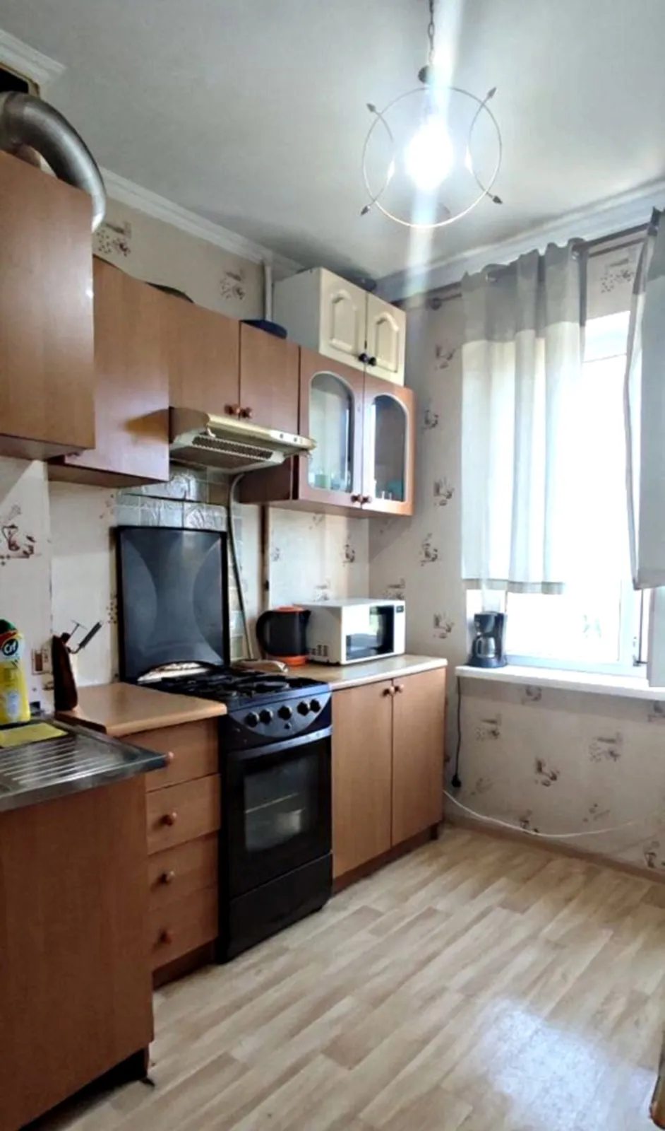 Apartments for sale. 2 rooms, 48 m², 5th floor/9 floors. 62, Vylyamsa Akademyka ul., Odesa. 