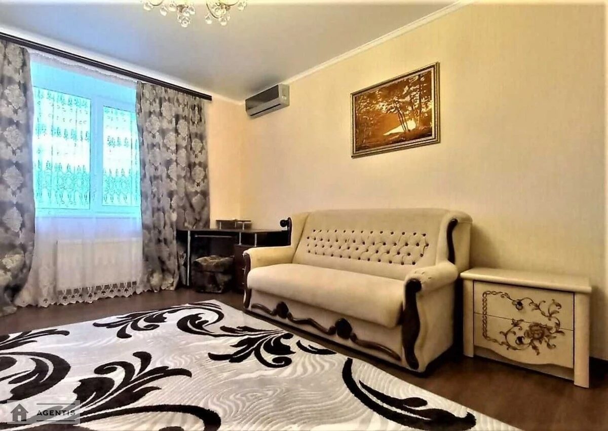 Сдам квартиру. 1 room, 50 m², 18 floor/19 floors. Гарматная, Киев. 