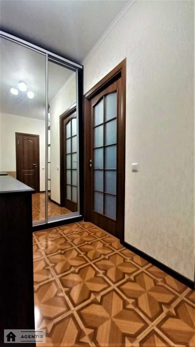 Здам квартиру. 1 room, 50 m², 18 floor/19 floors. Гарматна, Київ. 