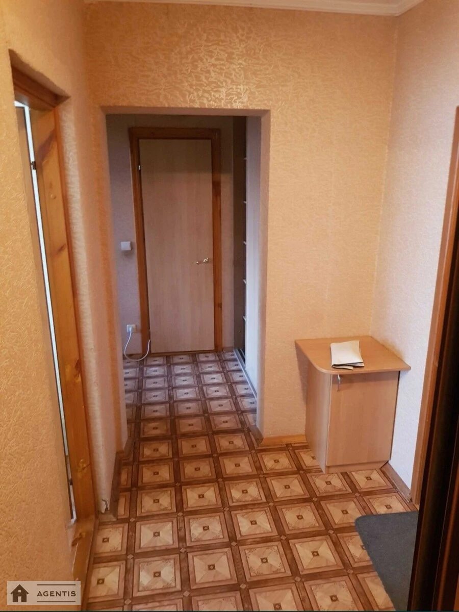 Сдам квартиру. 1 room, 45 m², 13 floor/16 floors. 91, Червоної калини пр., Киев. 