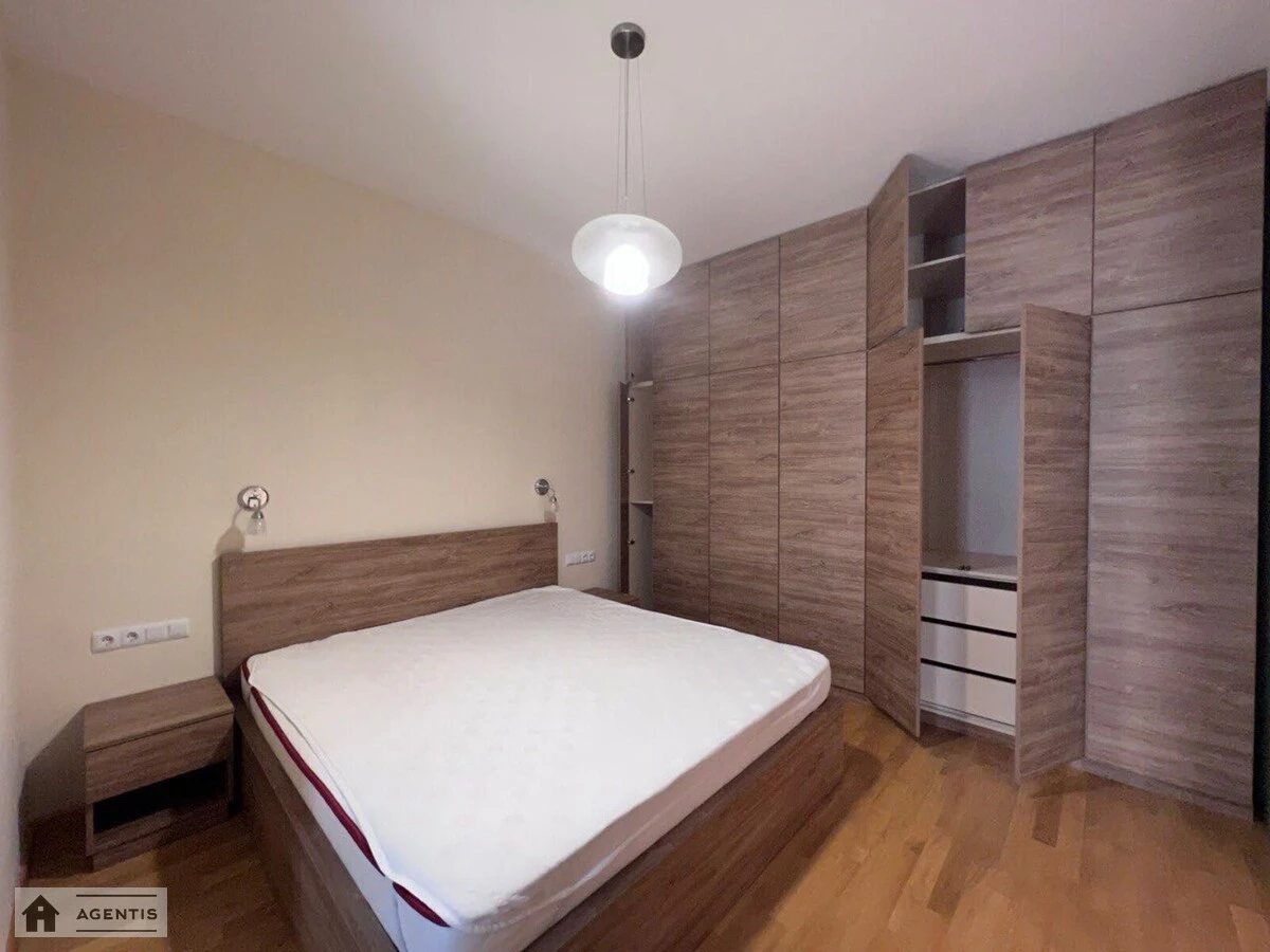 Apartment for rent. 2 rooms, 55 m², 15 floor/21 floors. 2, Bolsunovska vul. Serhiya Strutynskoho, Kyiv. 