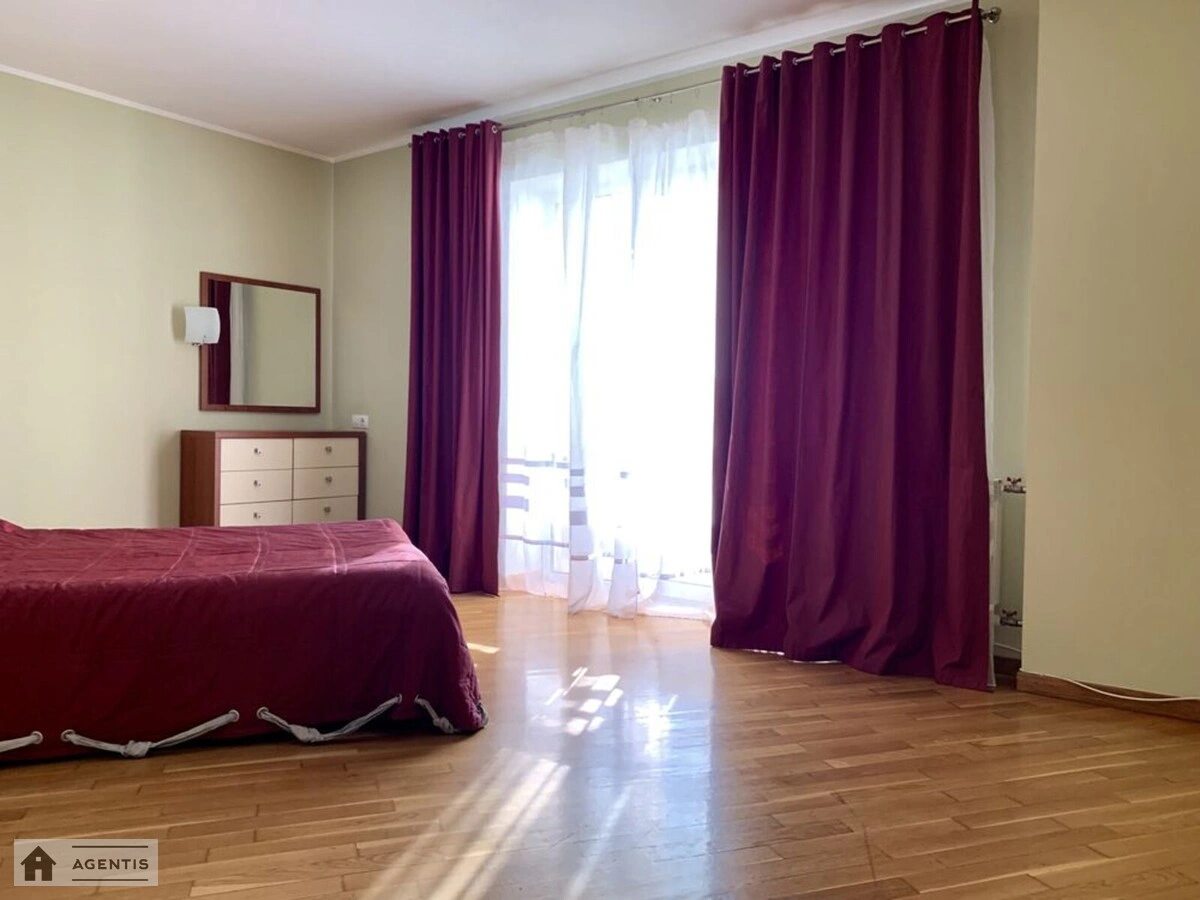 Здам квартиру. 2 rooms, 74 m², 4th floor/12 floors. Татарська, Київ. 