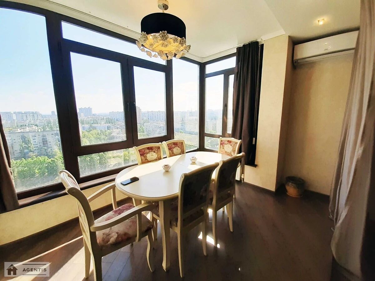 Apartment for rent. 2 rooms, 86 m², 14 floor/26 floors. 15, Ovanesa Tumanyana vul., Kyiv. 