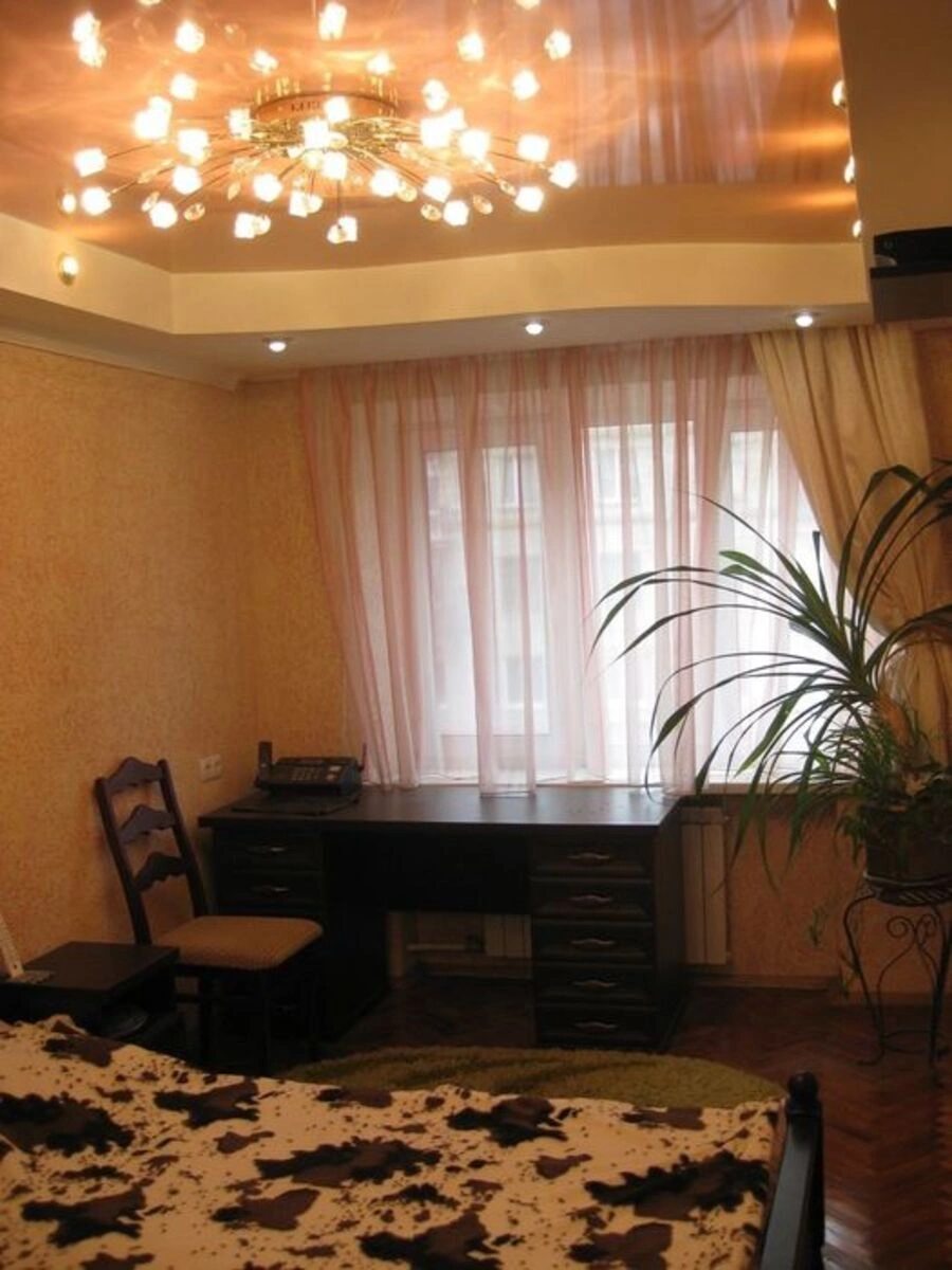 Сдам квартиру. 2 rooms, 46 m², 3rd floor/9 floors. Большая Васильковская, Киев. 
