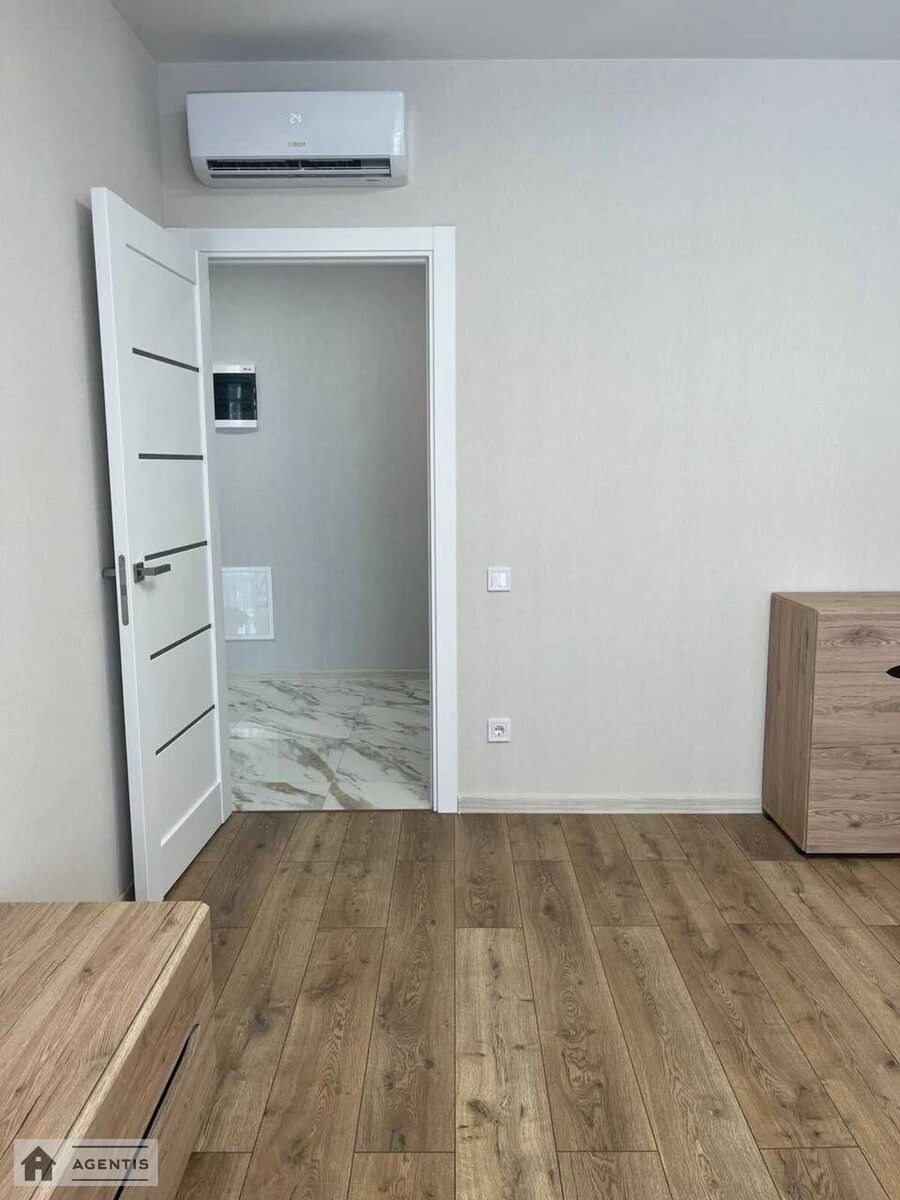 Сдам квартиру. 1 room, 41 m², 3rd floor/16 floors. 148, Академіка Заболотного вул., Киев. 