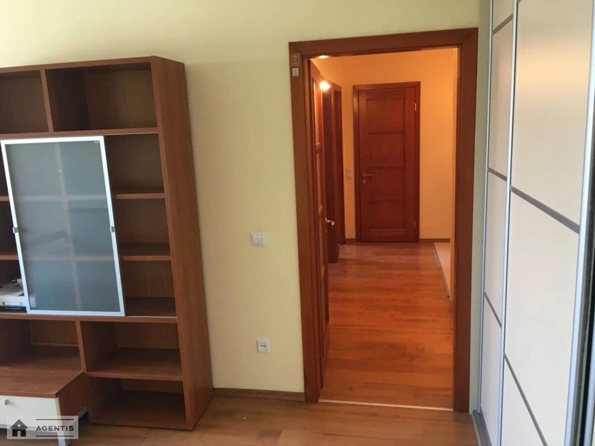 Apartment for rent. 2 rooms, 55 m², 13 floor/20 floors. Borschagivska, Kyiv. 