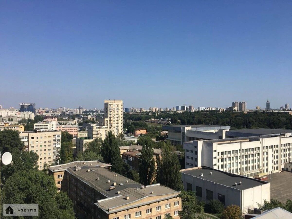 Apartment for rent. 2 rooms, 55 m², 13 floor/20 floors. Borschagivska, Kyiv. 
