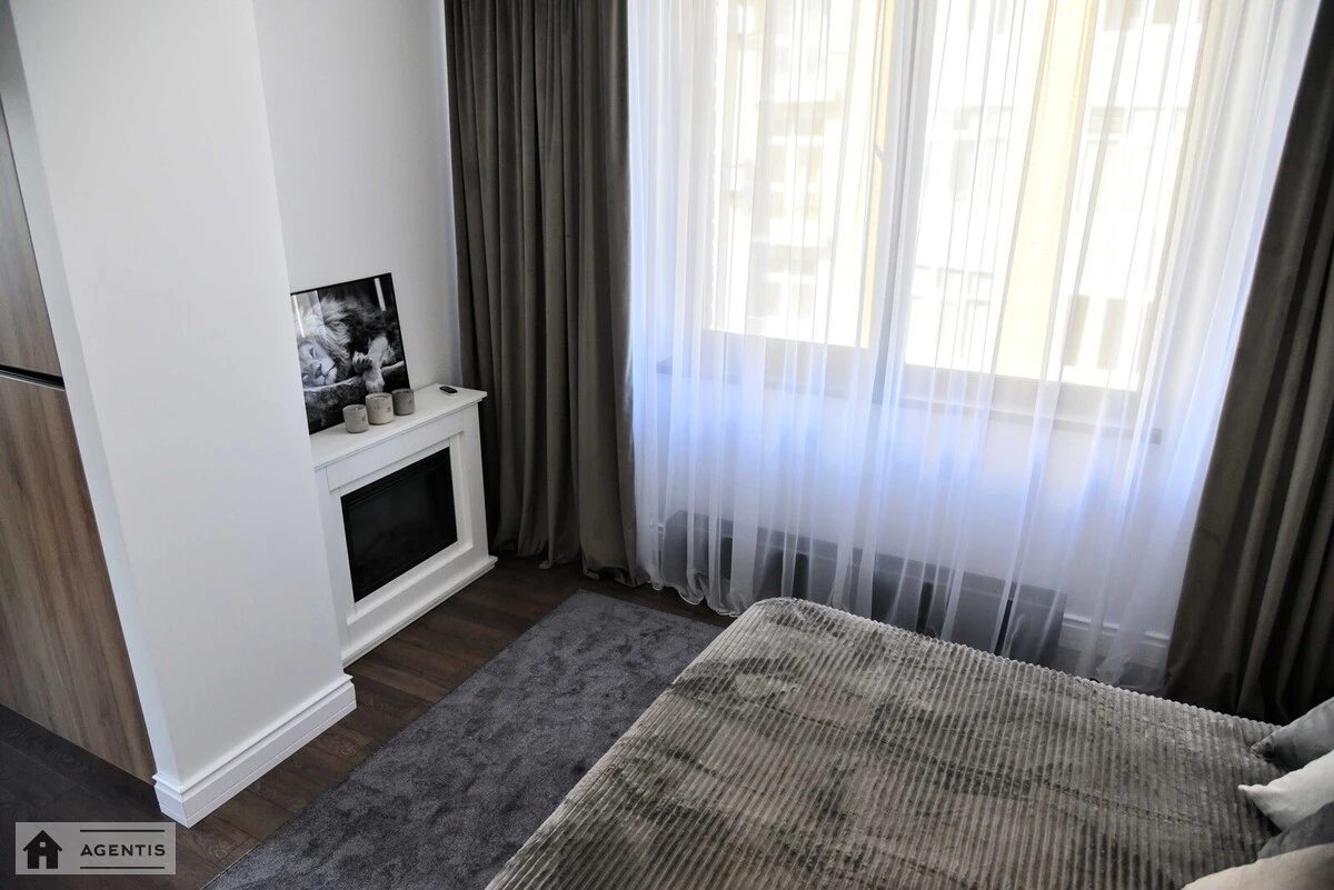 Apartment for rent. 3 rooms, 96 m², 19 floor/24 floors. 74, Antonovycha vul. Horkoho, Kyiv. 