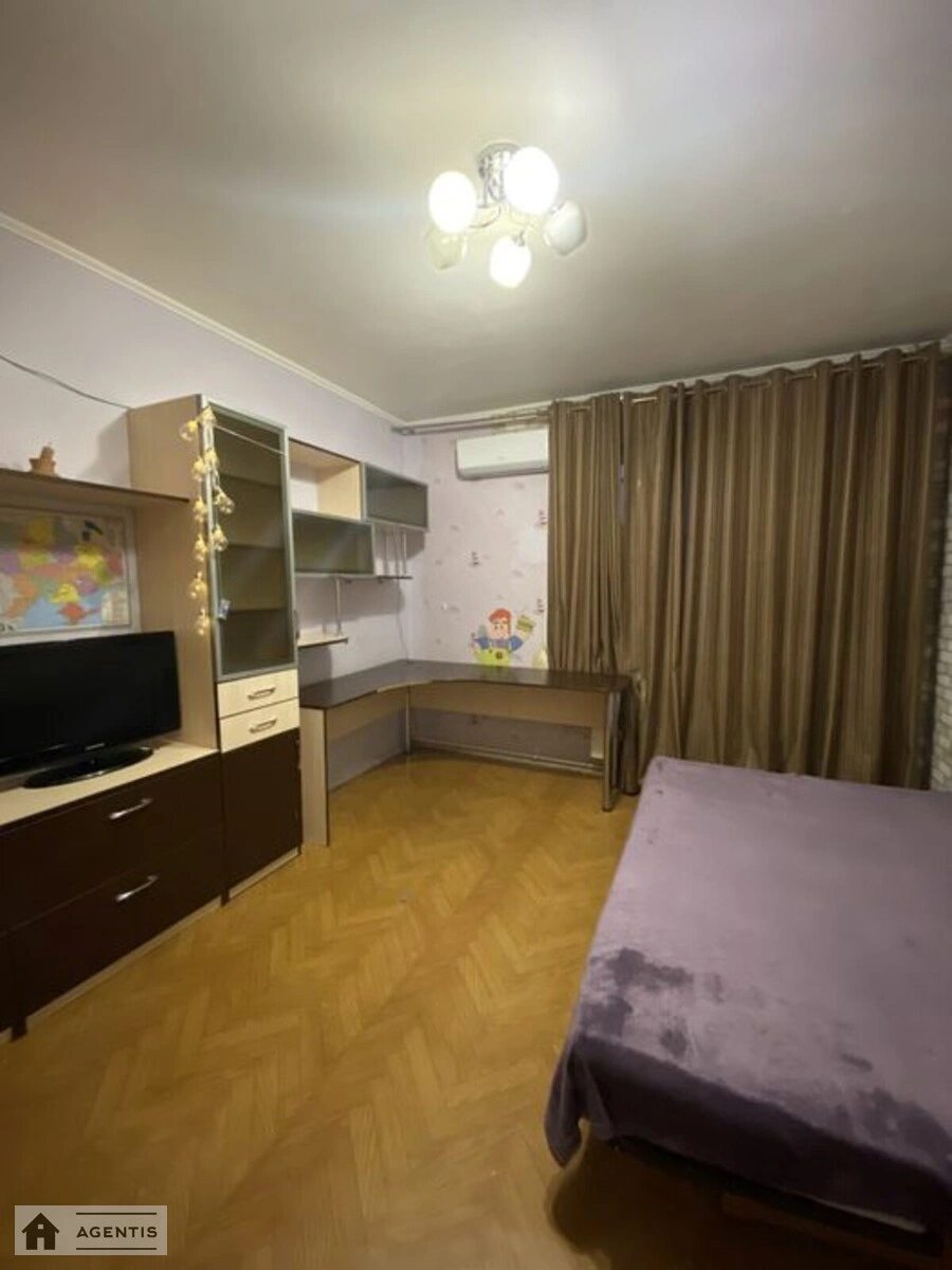 Здам квартиру. 2 rooms, 72 m², 9th floor/10 floors. 5, Радунська 5, Київ. 