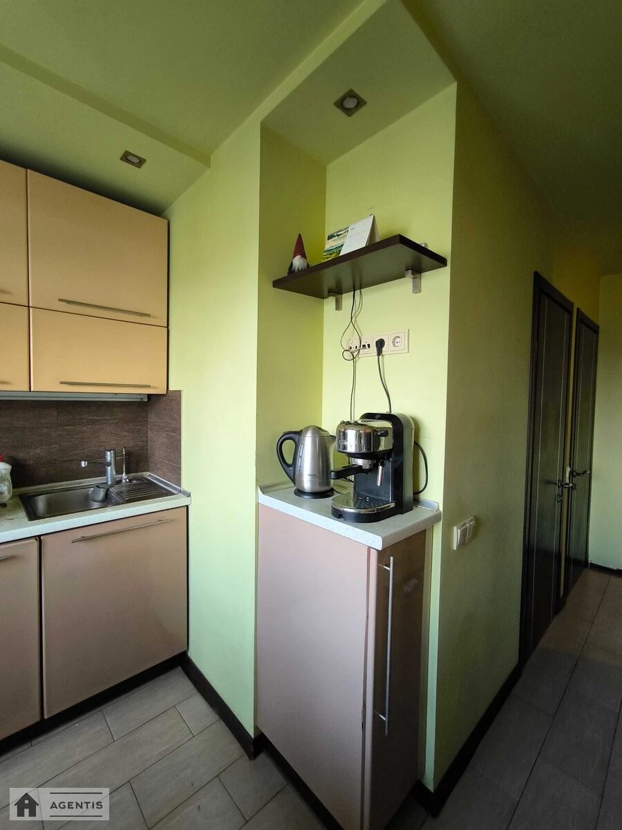 Apartment for rent. 3 rooms, 70 m², 9th floor/9 floors. 22, Obolonskiy 22, Kyiv. 