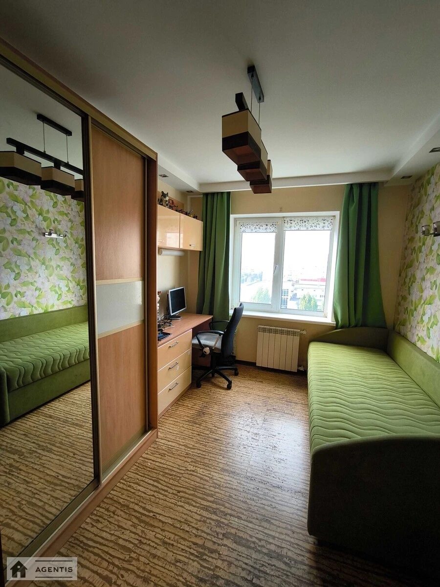 Apartment for rent. 3 rooms, 70 m², 9th floor/9 floors. 22, Obolonskiy 22, Kyiv. 