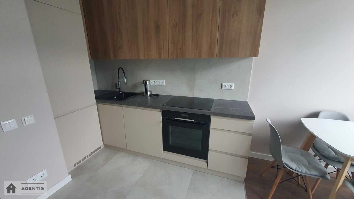 Apartment for rent. 1 room, 35 m², 5th floor/8 floors. 4, Teremkivska 4, Kyiv. 
