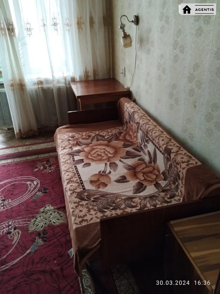 Apartment for rent. 2 rooms, 33 m², 5th floor/5 floors. Veresneva 4, Kyiv. 