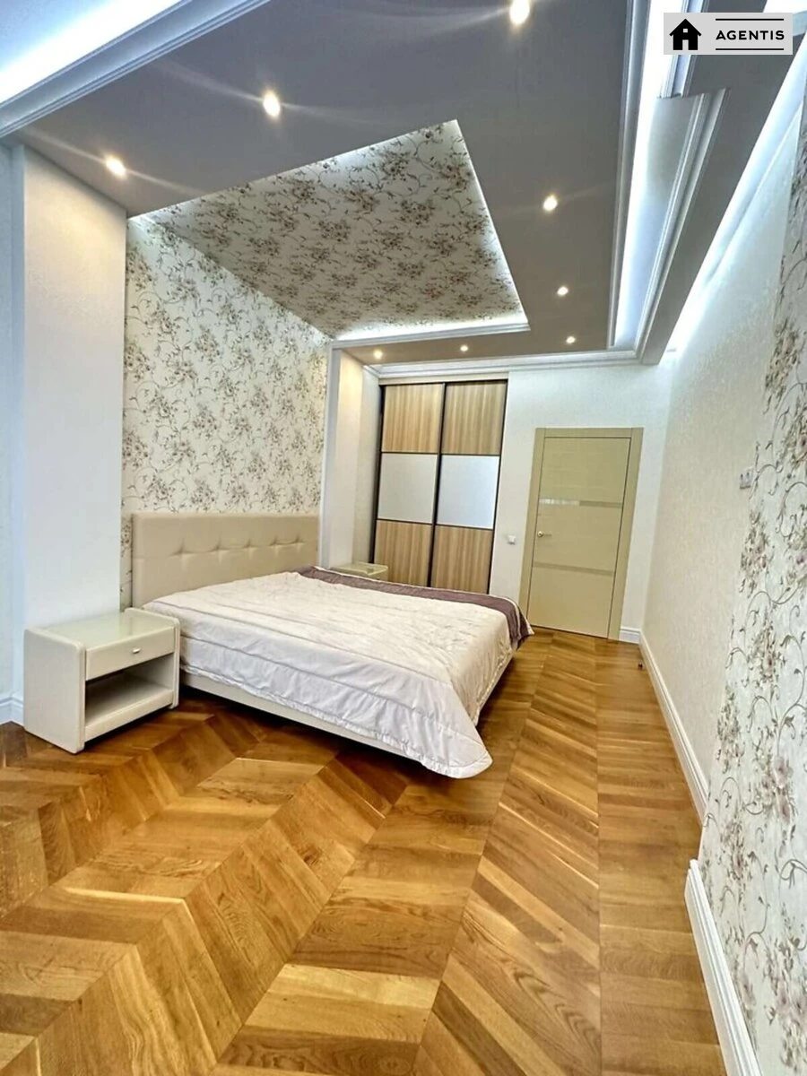 Apartment for rent. 3 rooms, 137 m², 8th floor/23 floors. 32, Glybochytcka 32, Kyiv. 