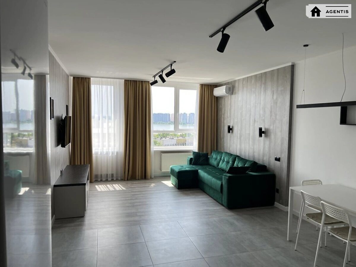 Apartment for rent. 1 room, 38 m², 11 floor/28 floors. 17, Mykoly Bazhana prosp., Kyiv. 