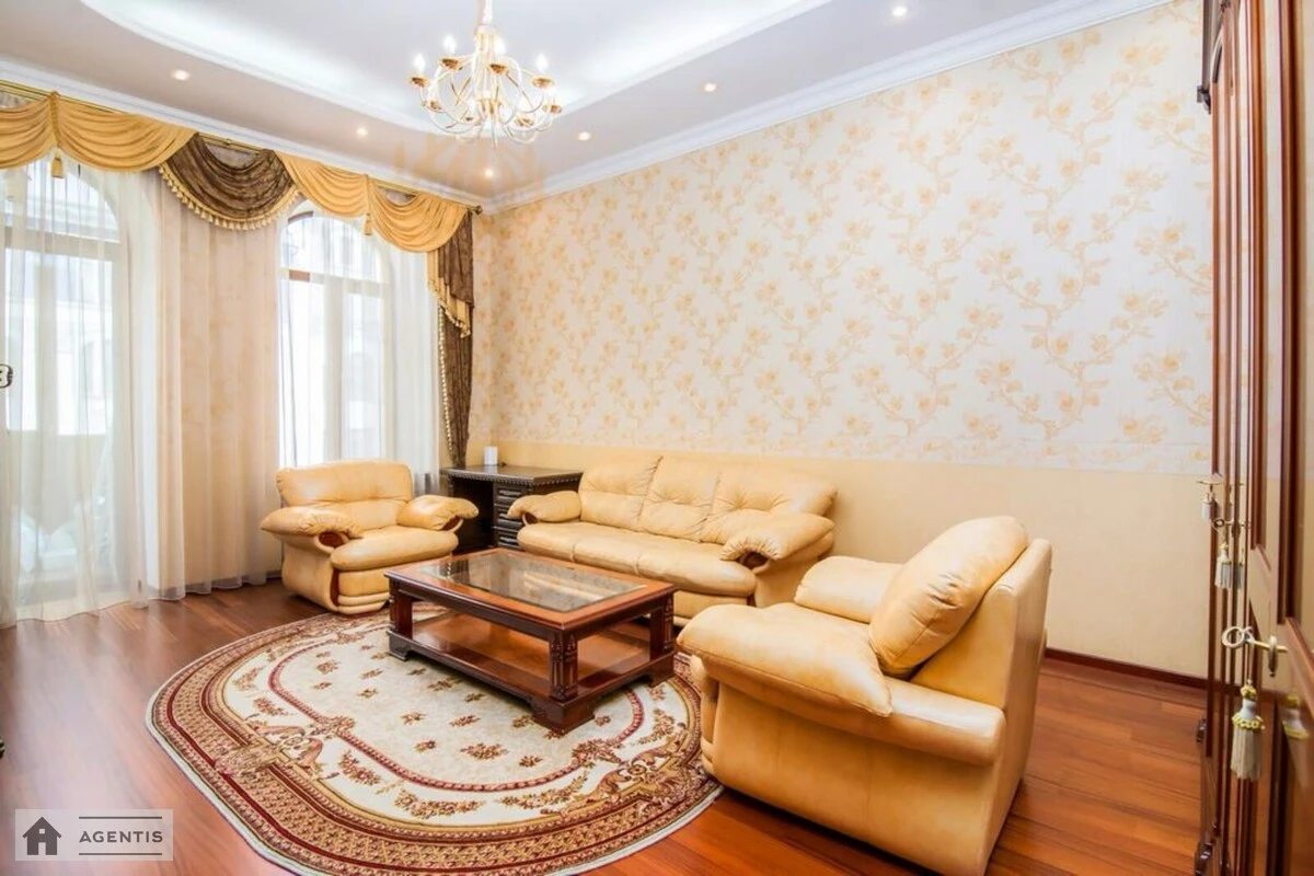 Здам квартиру. 2 rooms, 68 m², 4th floor/4 floors. 43, Саксаганського 43, Київ. 