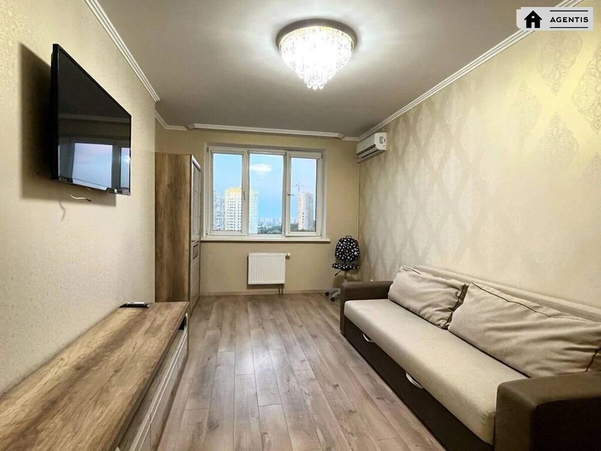 Здам квартиру. 2 rooms, 62 m², 9th floor/24 floors. 3, Феодосійська 3, Київ. 