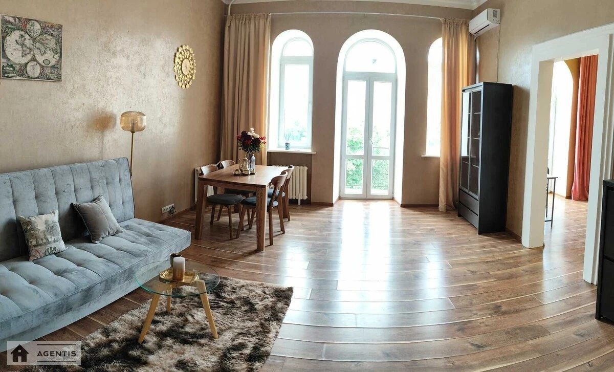 Apartment for rent. 3 rooms, 70 m², 5th floor/5 floors. 6, Lyuteranska 6, Kyiv. 