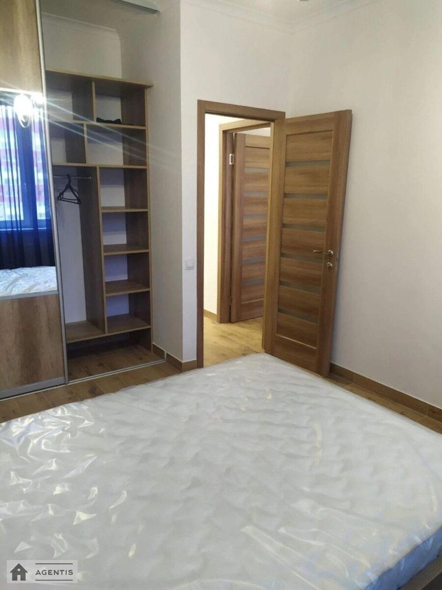Apartment for rent. 2 rooms, 52 m², 21 floor/25 floors. Yasynuvatskiy, Kyiv. 