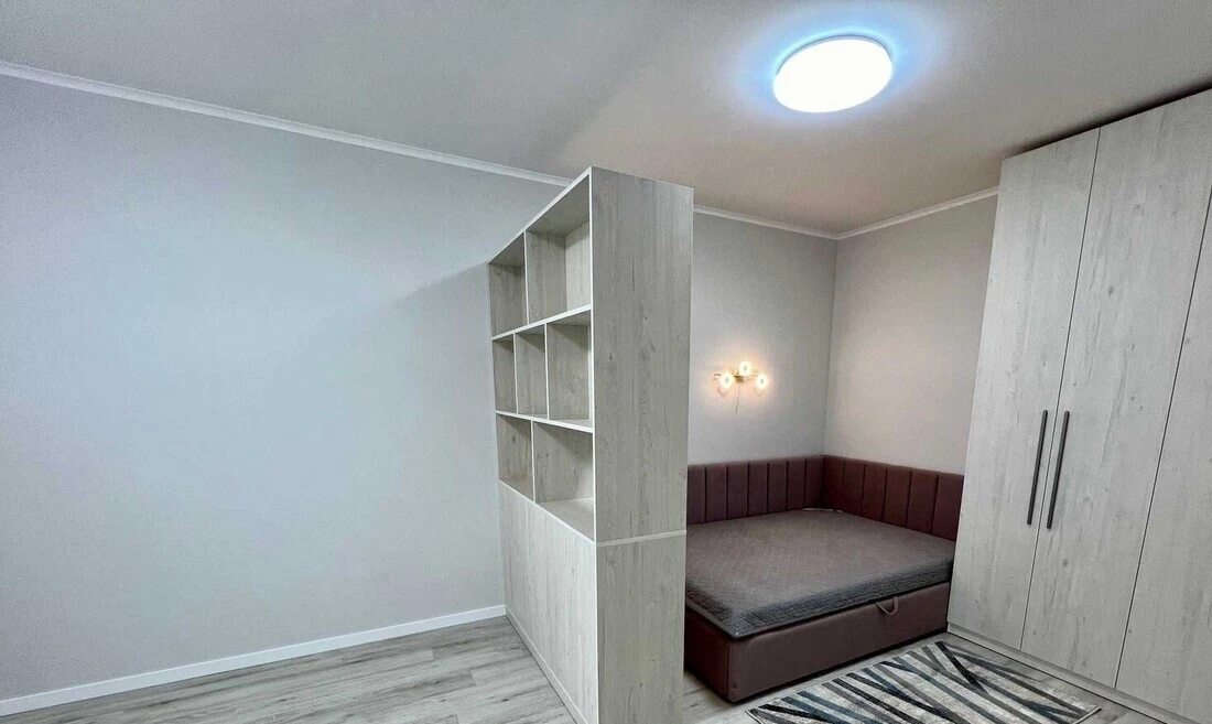 Apartment for rent. 1 room, 51 m², 15 floor/17 floors. 1, Berdnyka , Kyiv. 