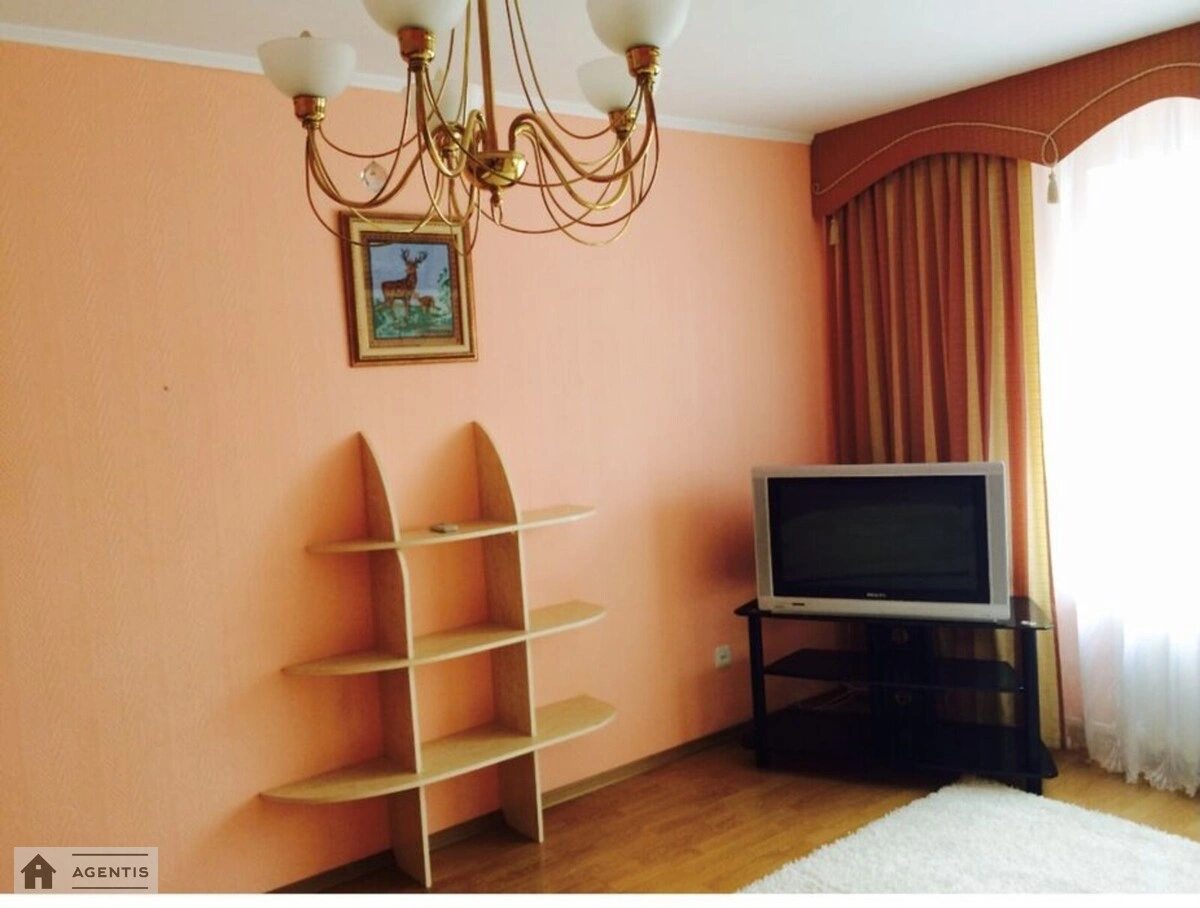Здам квартиру. 2 rooms, 70 m², 14 floor/16 floors. Урлівська, Київ. 