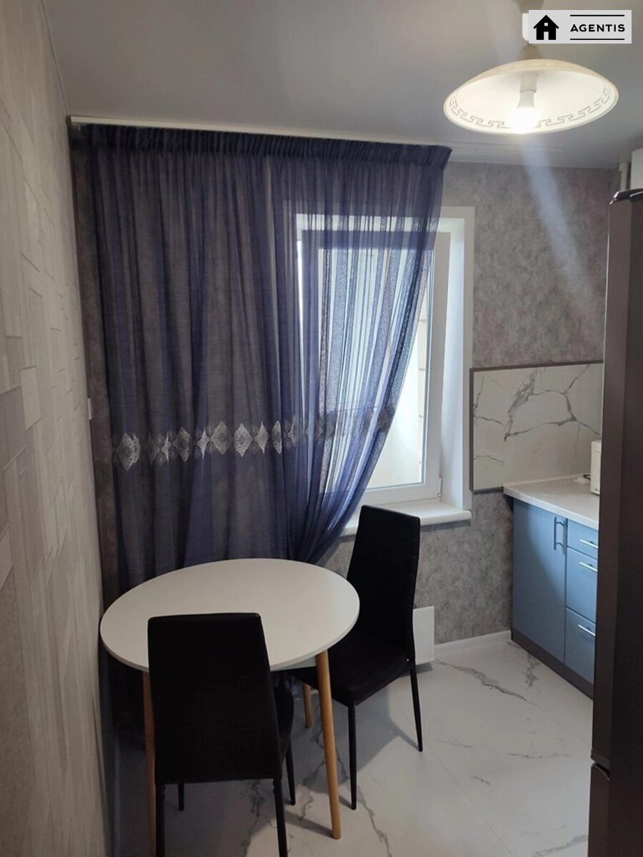 Apartment for rent. 1 room, 36 m², 8th floor/9 floors. 12, Arkhitektora Verbytskoho vul., Kyiv. 