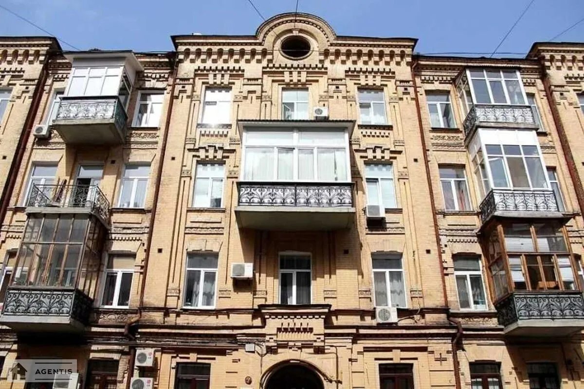 Здам квартиру. 3 rooms, 90 m², 4th floor/4 floors. 30, Саксаганського 30, Київ. 