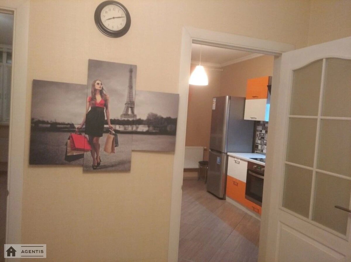 Apartment for rent. 1 room, 45 m², 21 floor/25 floors. 16, Voskresenska 16, Kyiv. 