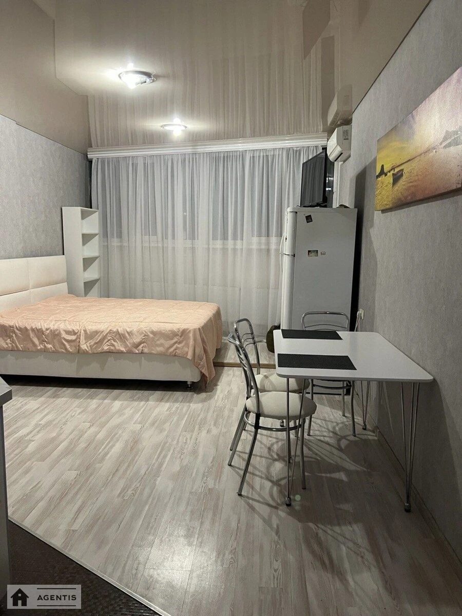 Apartment for rent. 1 room, 32 m², 6th floor/17 floors. 15, Kharkivske 15, Kyiv. 