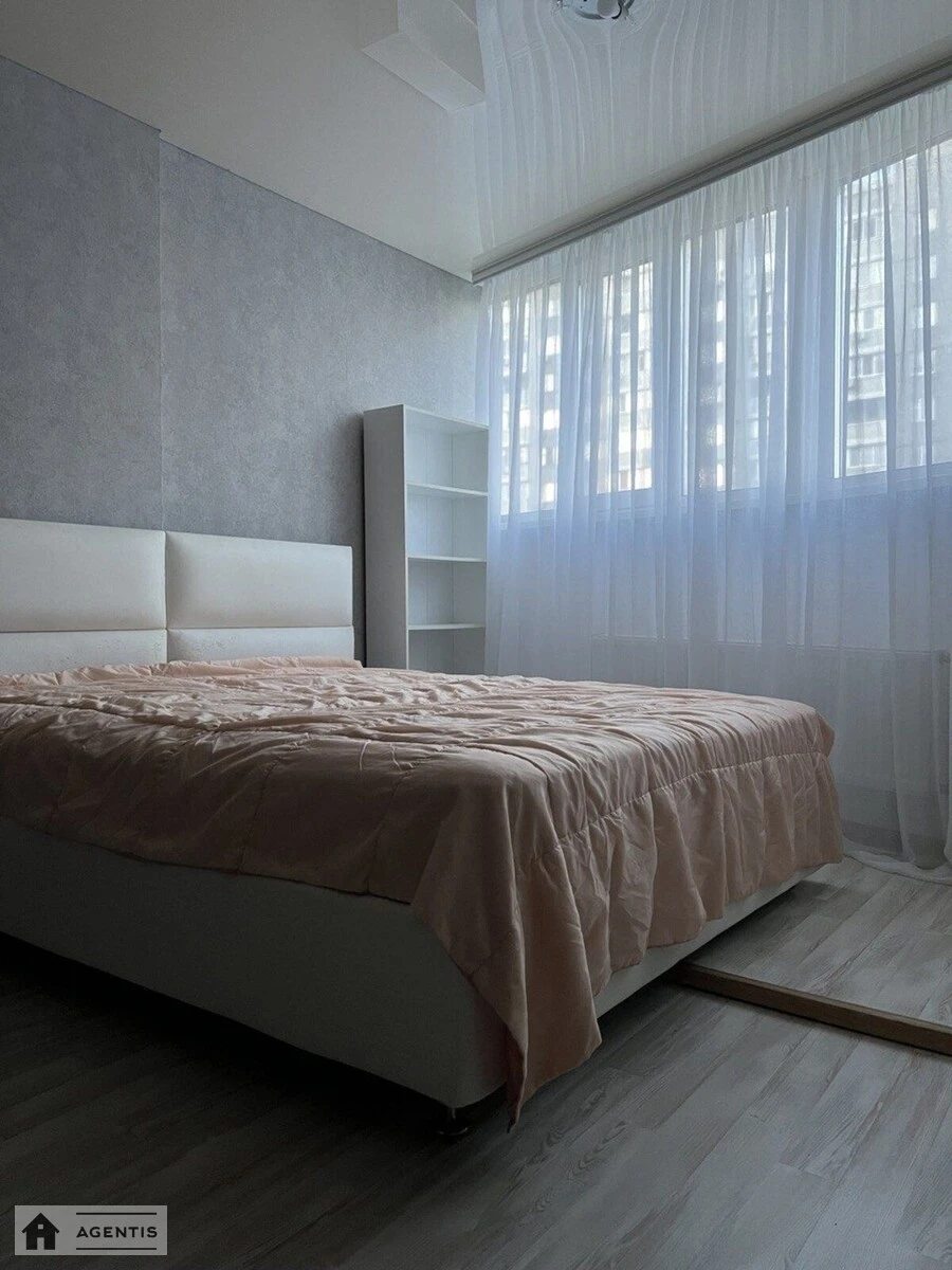 Apartment for rent. 1 room, 32 m², 6th floor/17 floors. 15, Kharkivske 15, Kyiv. 