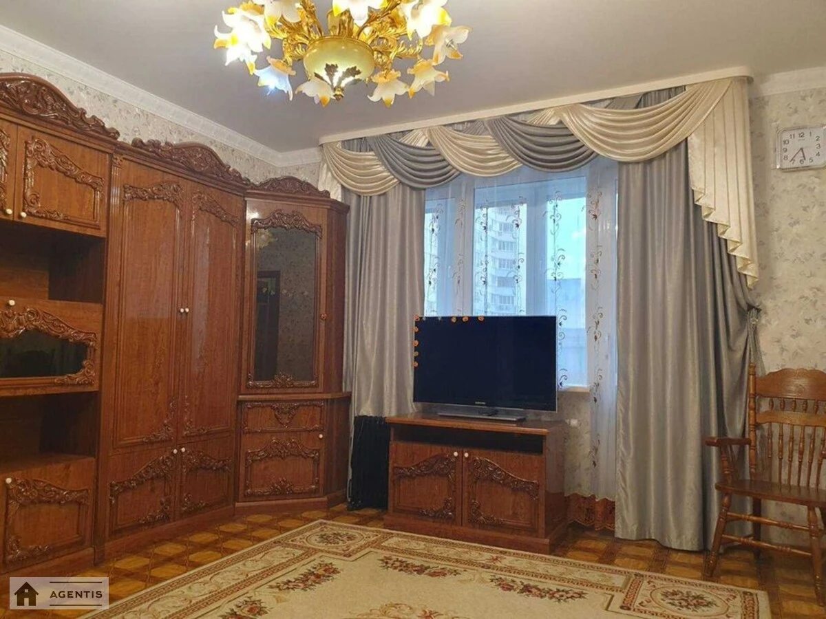 Apartment for rent. 2 rooms, 80 m², 4th floor/22 floors. 9, Maryny Tsvyetayevoyi vul., Kyiv. 