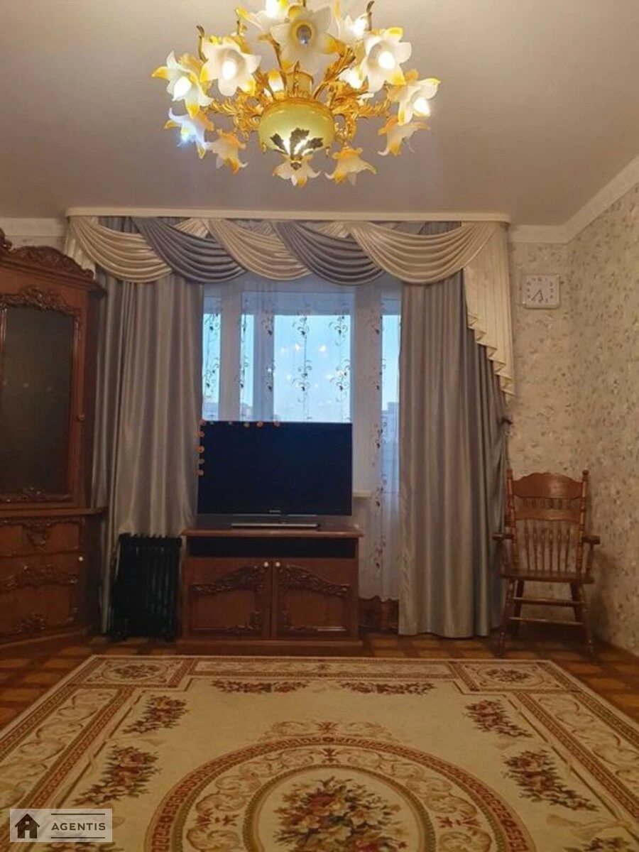 Apartment for rent. 2 rooms, 80 m², 4th floor/22 floors. 9, Maryny Tsvyetayevoyi vul., Kyiv. 